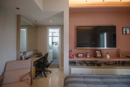 Apartamento à venda com 156m², 4 quartos e 2 vagasQuarto Suite