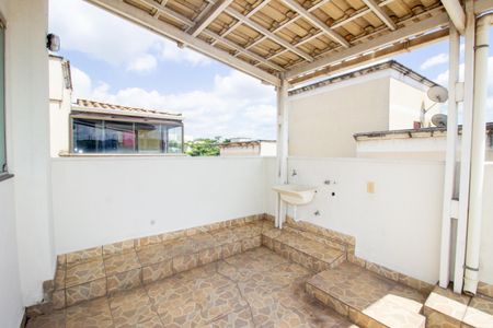 Apartamento para alugar com 120m², 2 quartos e 1 vagaÁrea de Serviço