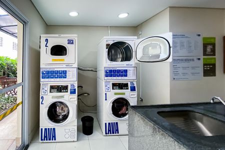 Apartamento à venda com 70m², 2 quartos e 1 vaga Apartamento à venda com 70m², 2 quartos e 1 vagaLavanderia