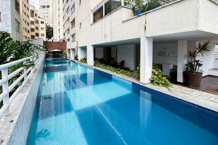 Apartamento à venda com 70m², 2 quartos e 1 vaga Apartamento à venda com 70m², 2 quartos e 1 vagaPiscina