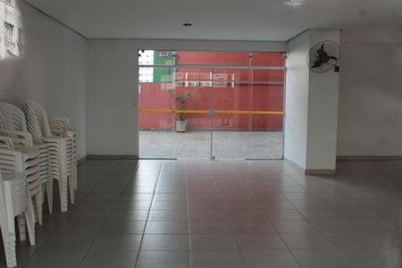 Apartamento para alugar com 39m², 2 quartos e sem vagaÁrea comum - Salão de festas