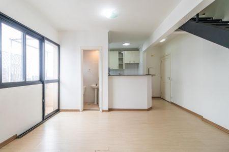Apartamento para alugar com 2 quartos, 75m² em Alphaville Industrial, Barueri