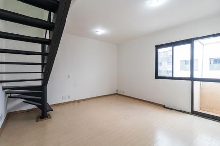 Apartamento para alugar com 2 quartos, 75m² em Alphaville Industrial, Barueri