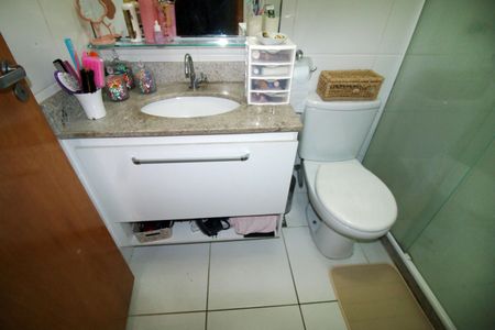 Apartamento à venda com 60m², 2 quartos e 1 vagaBanheiro da Suíte