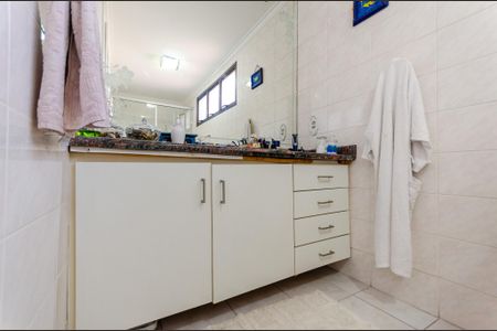 Apartamento à venda com 127m², 3 quartos e 3 vagasSuíte - Banheiro