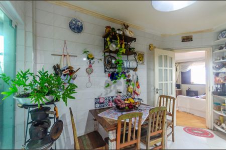 Apartamento à venda com 127m², 3 quartos e 3 vagasCozinha