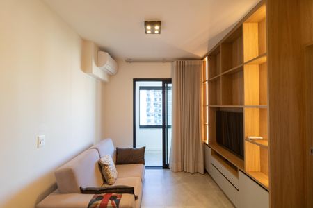 Salas de apartamento para alugar com 1 quarto, 43m² em Centro, Campinas
