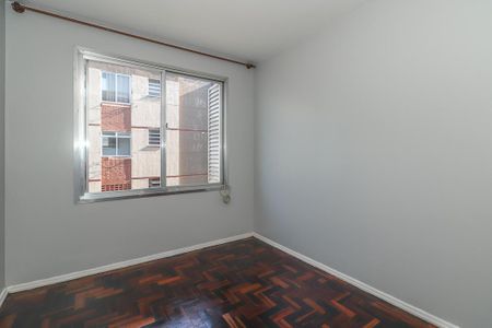 Quarto de apartamento para alugar com 1 quarto, 37m² em Jardim Itu, Porto Alegre