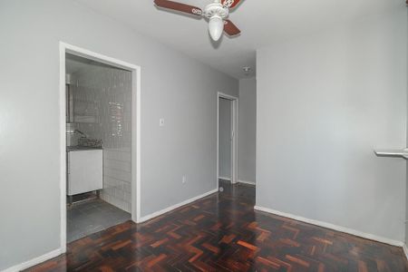 Sala de apartamento para alugar com 1 quarto, 37m² em Jardim Itu, Porto Alegre