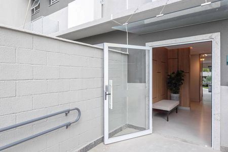 Apartamento para alugar com 81m², 3 quartos e 2 vagas Apartamento para alugar com 81m², 3 quartos e 2 vagasEntrada