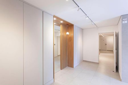 Apartamento para alugar com 81m², 3 quartos e 2 vagas Apartamento para alugar com 81m², 3 quartos e 2 vagasHall social