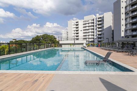 Apartamento para alugar com 81m², 3 quartos e 2 vagas Apartamento para alugar com 81m², 3 quartos e 2 vagasÁrea comum - Piscina