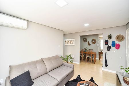 Sala de apartamento à venda com 3 quartos, 78m² em São Sebastião, Porto Alegre