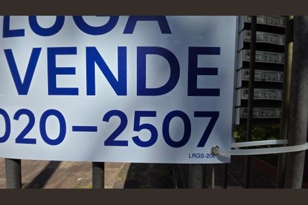 Apartamento à venda com 78m², 3 quartos e 1 vagaPlaquinha