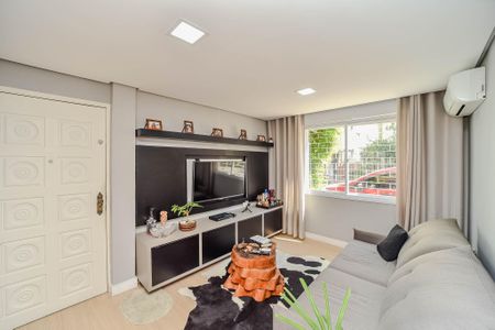 Sala de apartamento à venda com 3 quartos, 78m² em São Sebastião, Porto Alegre