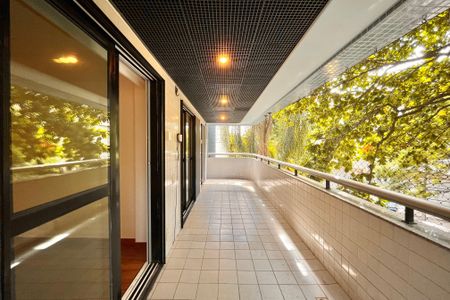 Apartamento para alugar com 115m², 3 quartos e 2 vagasVaranda 