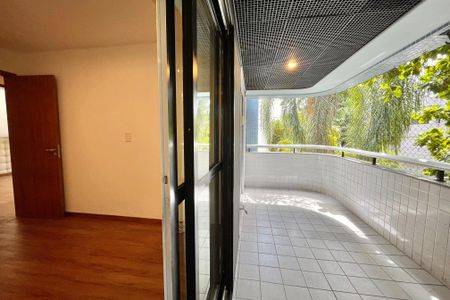 Apartamento para alugar com 115m², 3 quartos e 2 vagasVaranda 