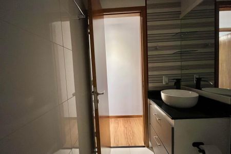 Apartamento para alugar com 115m², 3 quartos e 2 vagasBanheiro 