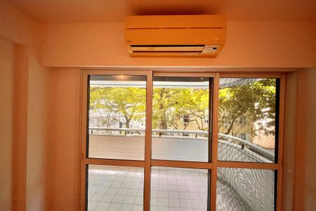 Sala  de apartamento para alugar com 3 quartos, 115m² em Leblon, Rio de Janeiro