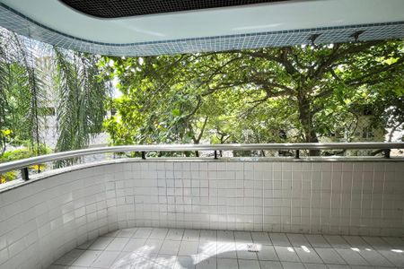 Apartamento para alugar com 115m², 3 quartos e 2 vagasVaranda quarto 2