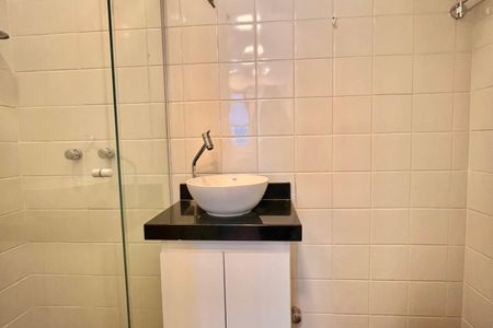 Apartamento para alugar com 115m², 3 quartos e 2 vagasBanheiro de serviço