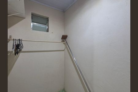Closet  de apartamento para alugar com 1 quarto, 35m² em Vargem Pequena, Rio de Janeiro