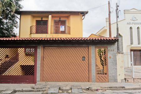 Casa para alugar com 300m², 3 quartos e 5 vagas