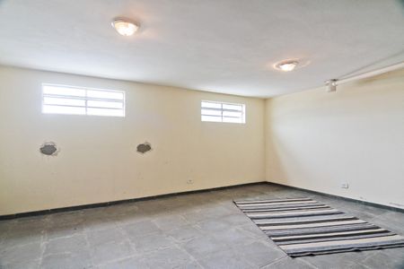 Casa para alugar com 300m², 3 quartos e 5 vagas
