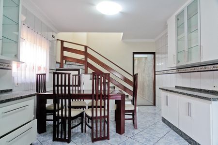 Casa para alugar com 300m², 3 quartos e 5 vagas