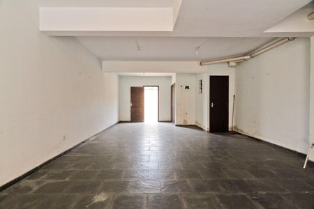 Casa para alugar com 300m², 3 quartos e 5 vagas