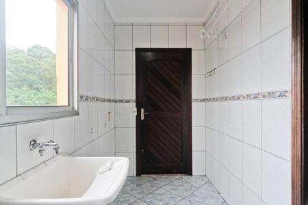 Casa para alugar com 300m², 3 quartos e 5 vagas