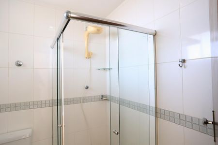 Apartamento à venda com 130m², 3 quartos e 2 vagasBanheiro 1