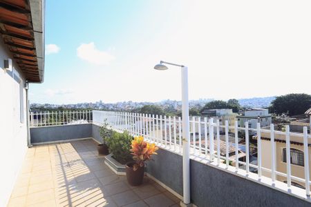 Apartamento à venda com 130m², 3 quartos e 2 vagasCobertura