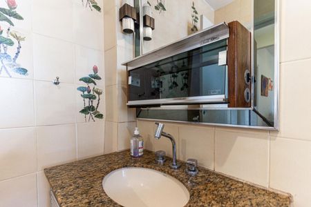 Apartamento à venda com 63m², 2 quartos e sem vagaBanheiro