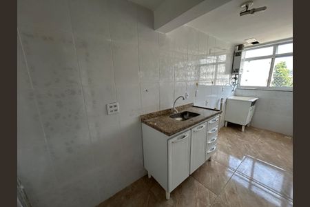 Apartamento para alugar com 62m², 2 quartos e sem vagaCozinha