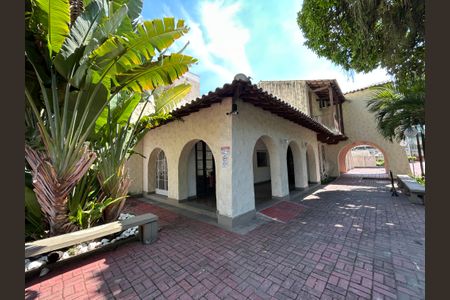 Apartamento para alugar com 62m², 2 quartos e sem vagaÁrea comum - Salão de festas