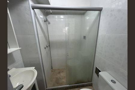 Apartamento para alugar com 62m², 2 quartos e sem vagaBanheiro