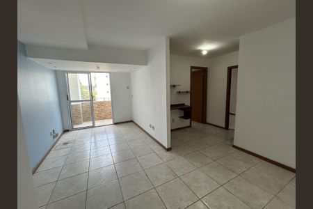 Sala de apartamento para alugar com 2 quartos, 62m² em Praça Seca, Rio de Janeiro