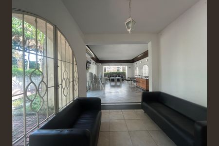 Apartamento para alugar com 62m², 2 quartos e sem vagaÁrea comum - Salão de festas