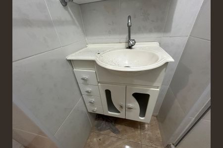 Apartamento para alugar com 62m², 2 quartos e sem vagaBanheiro