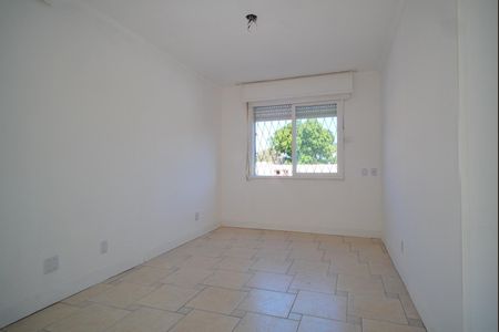 Sala de apartamento para alugar com 1 quarto, 42m² em Jardim Floresta, Porto Alegre