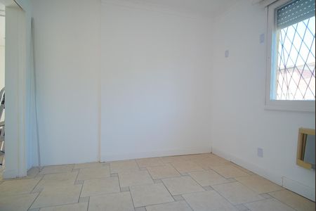 Quarto de apartamento para alugar com 1 quarto, 42m² em Jardim Floresta, Porto Alegre