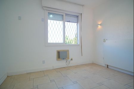 Quarto de apartamento para alugar com 1 quarto, 42m² em Jardim Floresta, Porto Alegre