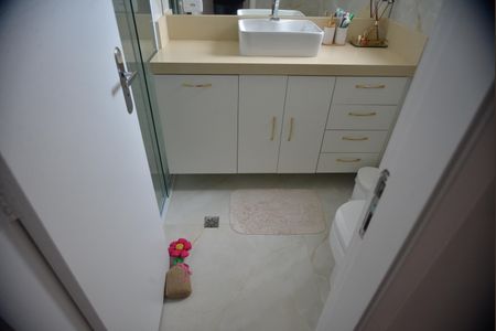 Apartamento à venda com 90m², 3 quartos e 2 vagasBanheiro da Suíte