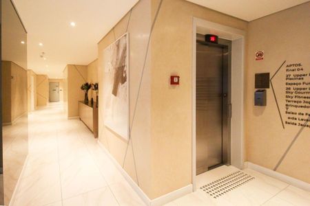 Apartamento à venda com 74m², 2 quartos e 1 vagaHall