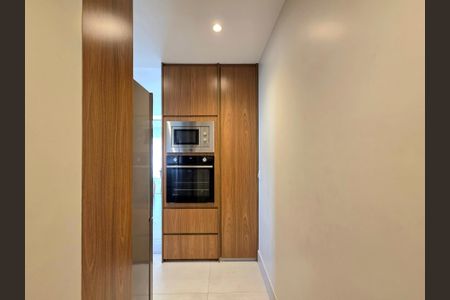 Apartamento à venda com 74m², 2 quartos e 1 vagaCozinha