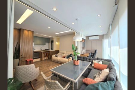 Apartamento à venda com 74m², 2 quartos e 1 vagaVaranda