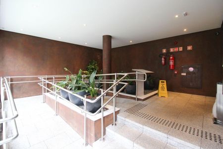 Apartamento à venda com 74m², 2 quartos e 1 vagaEntrada