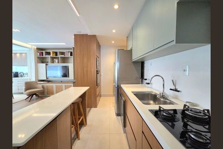 Apartamento à venda com 74m², 2 quartos e 1 vagaCozinha