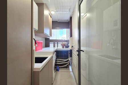 Apartamento à venda com 74m², 2 quartos e 1 vagaÁrea de Serviço